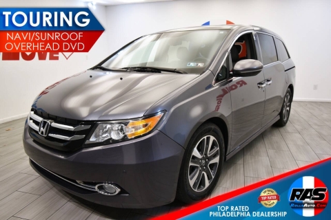 2017 Honda Odyssey Touring 4dr Mini Van