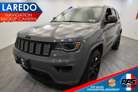 2021 Jeep Grand Cherokee Laredo 4x4, Gray, Mileage: 81,553