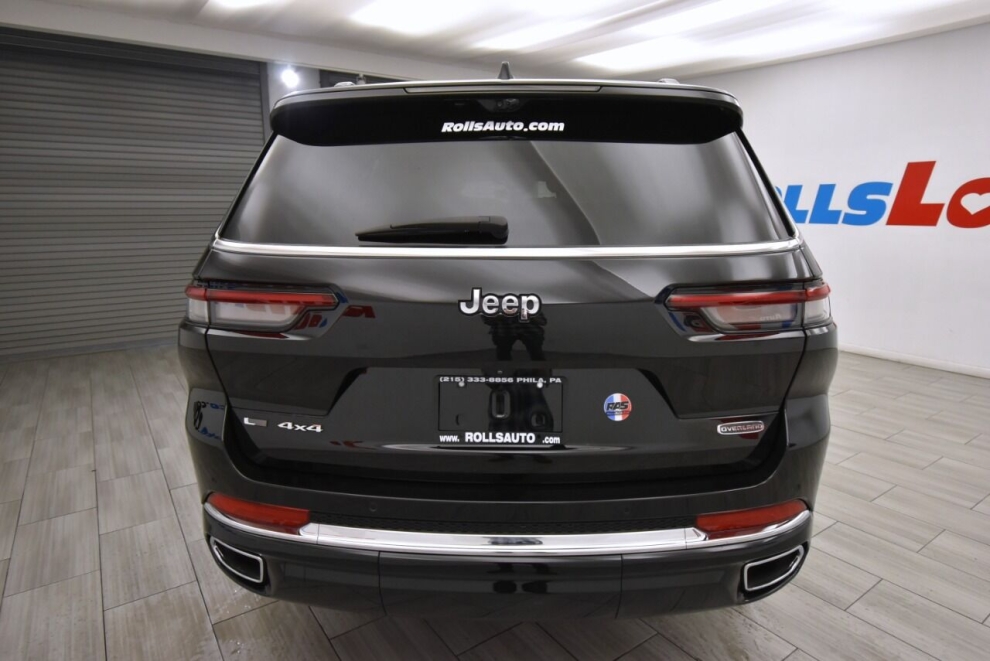 2021 Jeep Grand Cherokee L Overland 4x4 4dr SUV, Black, Mileage: 72,871 - photo 3