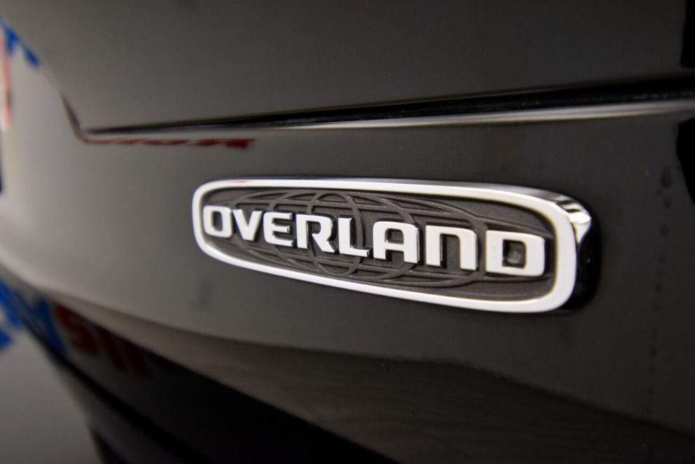 2021 Jeep Grand Cherokee L Overland 4x4 4dr SUV, Black, Mileage: 72,871 - photo 53