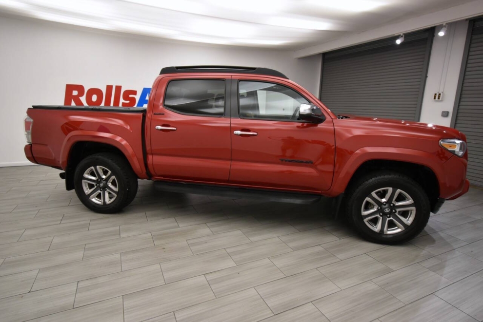 2019 Toyota Tacoma Limited 4x4 4dr Double Cab 5.0 ft SB, Red, Mileage: 105,686 - photo 5