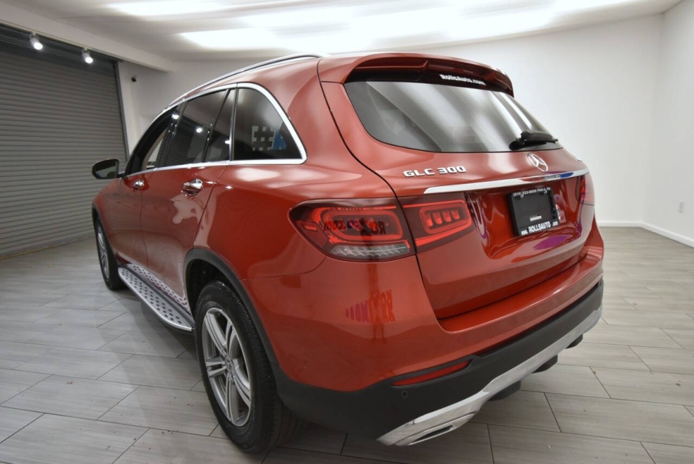 2021 Mercedes-Benz GLC GLC 300 4MATIC AWD 4dr SUV, Red, Mileage: 22,718 - photo 2