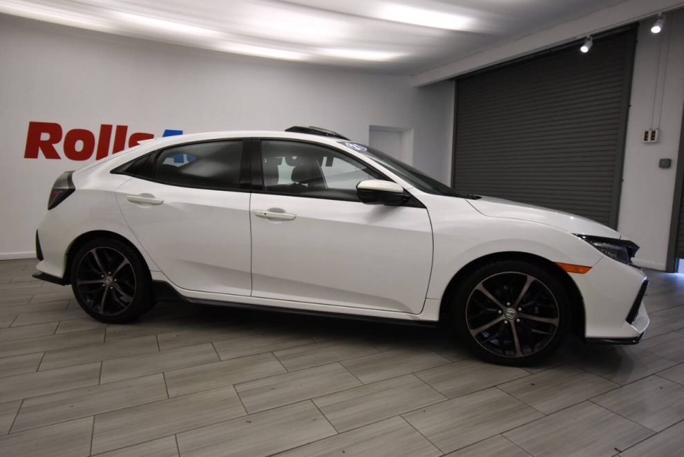 2021 Honda Civic Sport Touring 4dr Hatchback CVT, White, Mileage: 62,219 - photo 5