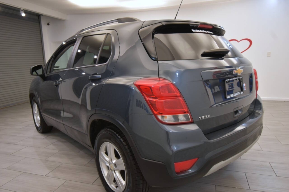 2021 Chevrolet Trax LT 4dr Crossover, Gray, Mileage: 90,444 - photo 2