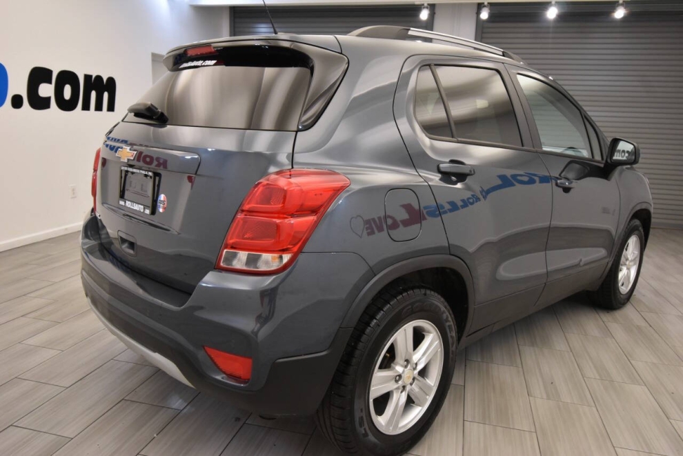 2021 Chevrolet Trax LT 4dr Crossover, Gray, Mileage: 90,444 - photo 4