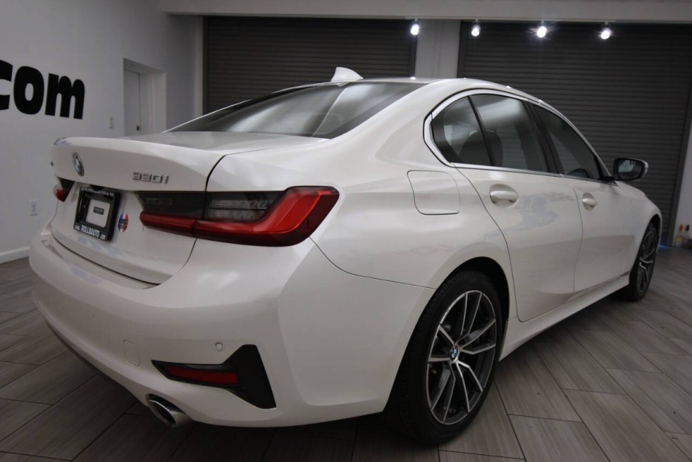 2021 BMW 3 Series 330i xDrive AWD 4dr Sedan, White, Mileage: 12,196 - photo 4