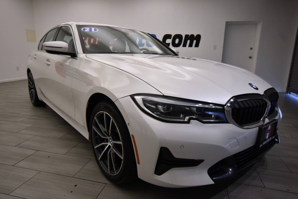 2021 BMW 3 Series 330i xDrive AWD 4dr Sedan, White, Mileage: 12,196 - photo 6