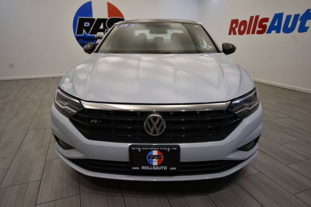 2019 Volkswagen Jetta R Line 4dr Sedan, White, Mileage: 51,135 - photo 7