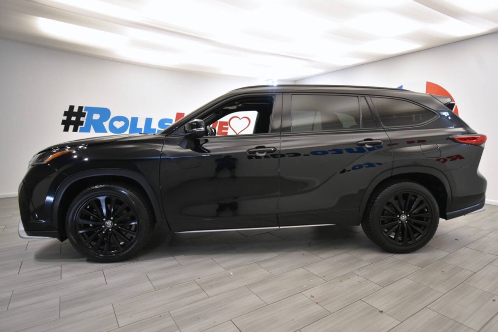 2021 Toyota Highlander XSE AWD 4dr SUV, Black, Mileage: 94,642 - photo 1