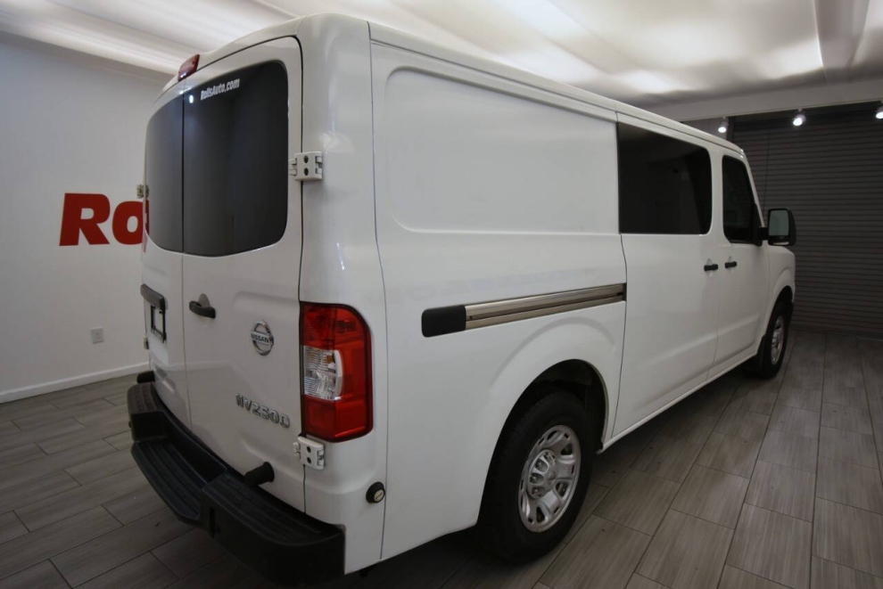 2020 Nissan NV 2500 HD SV 3dr Cargo Van (V6), White, Mileage: 69,592 - photo 4