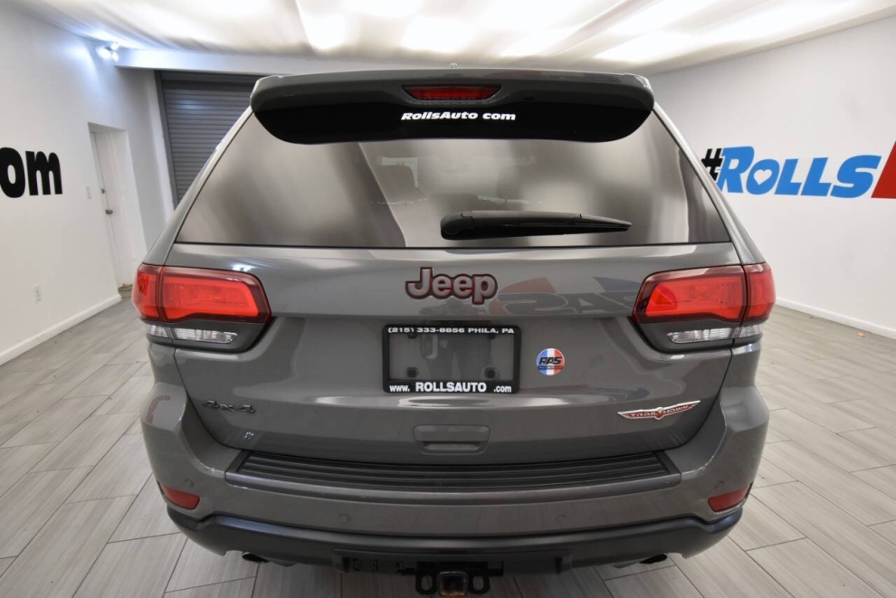 2021 Jeep Grand Cherokee Trailhawk 4x4 4dr SUV, Gray, Mileage: 74,900 - photo 3