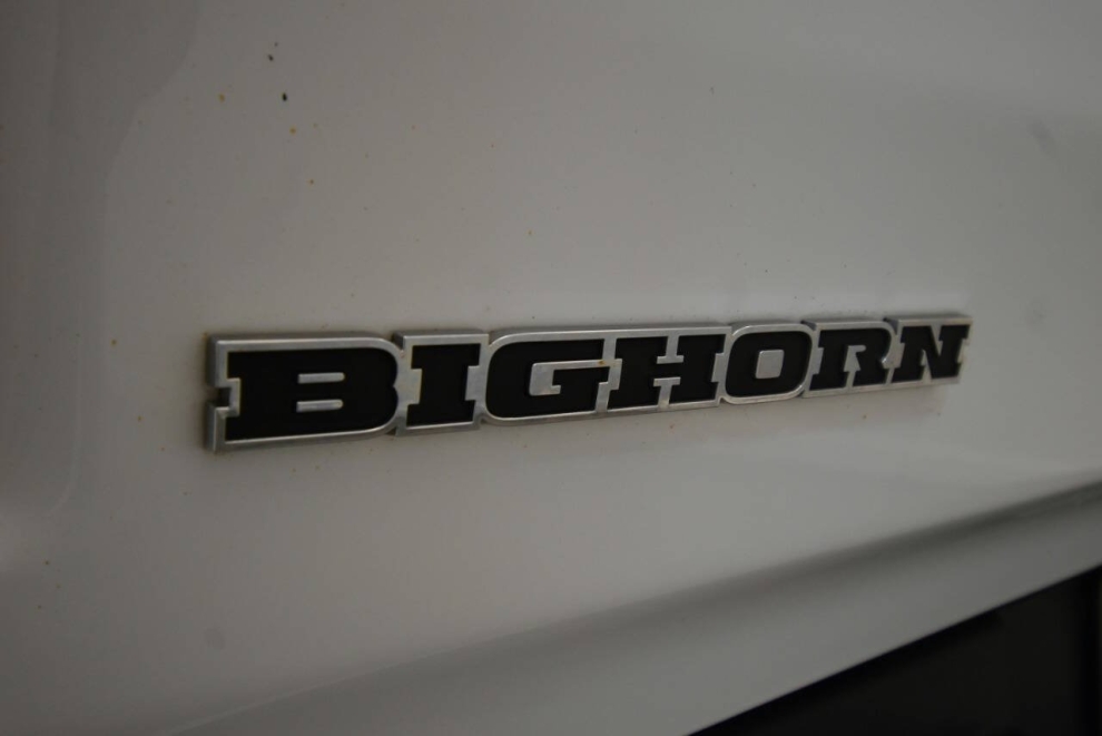 2019 RAM 1500 Big Horn 4x4 4dr Crew Cab 5.6 ft. SB Pickup, White, Mileage: 83,503 - photo 35