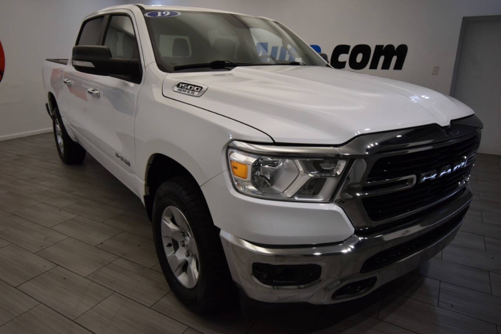 2019 RAM 1500 Big Horn 4x4 4dr Crew Cab 5.6 ft. SB Pickup, White, Mileage: 83,503 - photo 6