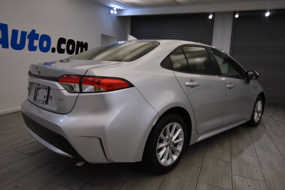 2020 Toyota Corolla LE 4dr Sedan, Gray, Mileage: 107,756 - photo 4