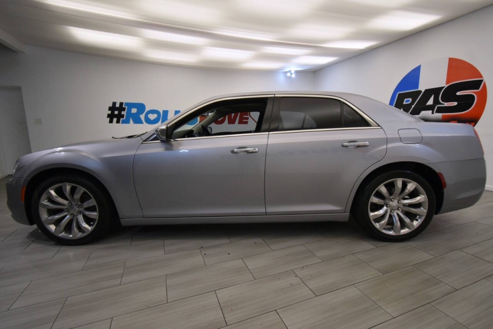 2018 Chrysler 300 Limited 4dr Sedan, Gray, Mileage: 98,881 - photo 1