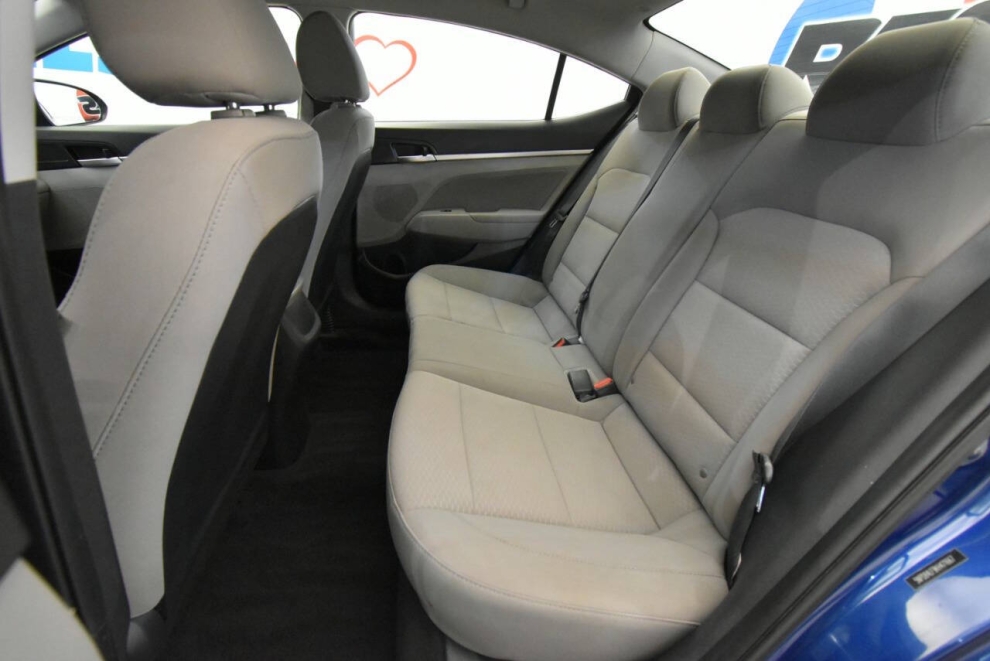 2019 Hyundai Elantra SEL 4dr Sedan, Blue, Mileage: 76,534 - photo 12