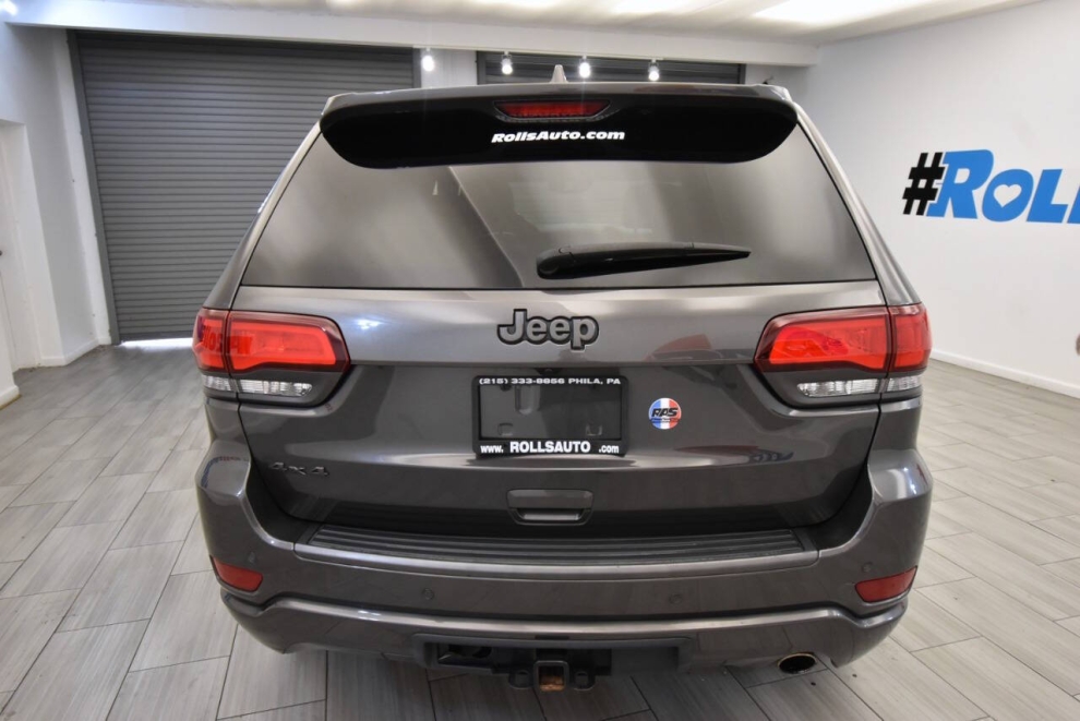 2021 Jeep Grand Cherokee 80th Anniversary Edition 4x4 4dr SUV, Gray, Mileage: 71,161 - photo 3