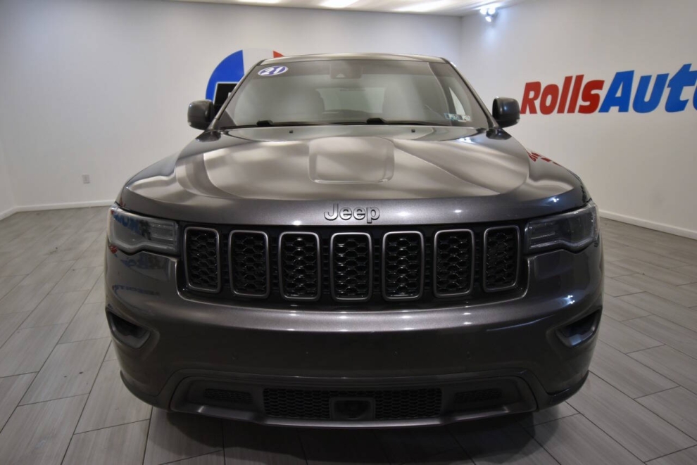 2021 Jeep Grand Cherokee 80th Anniversary Edition 4x4 4dr SUV, Gray, Mileage: 71,161 - photo 7