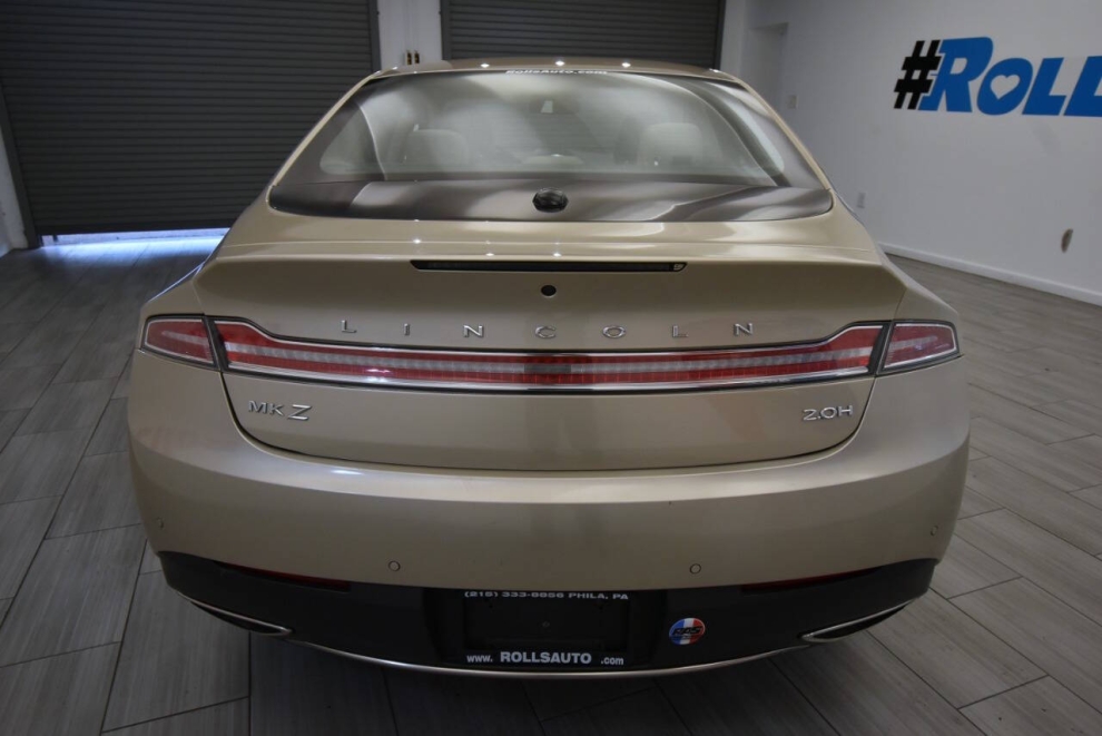 2017 Lincoln MKZ Hybrid Reserve 4dr Sedan, Gold, Mileage: 101,440 - photo 3