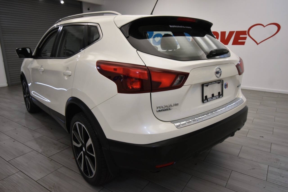 2019 Nissan Rogue Sport SL AWD 4dr Crossover, White, Mileage: 63,301 - photo 2