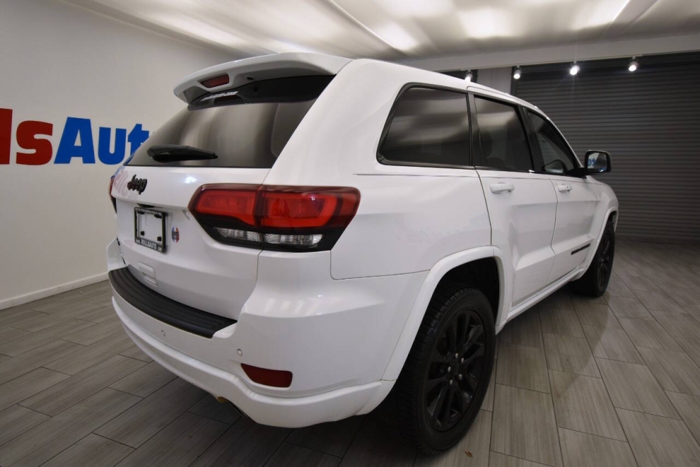 2020 Jeep Grand Cherokee Altitude 4x4 4dr SUV, White, Mileage: 96,674 - photo 4