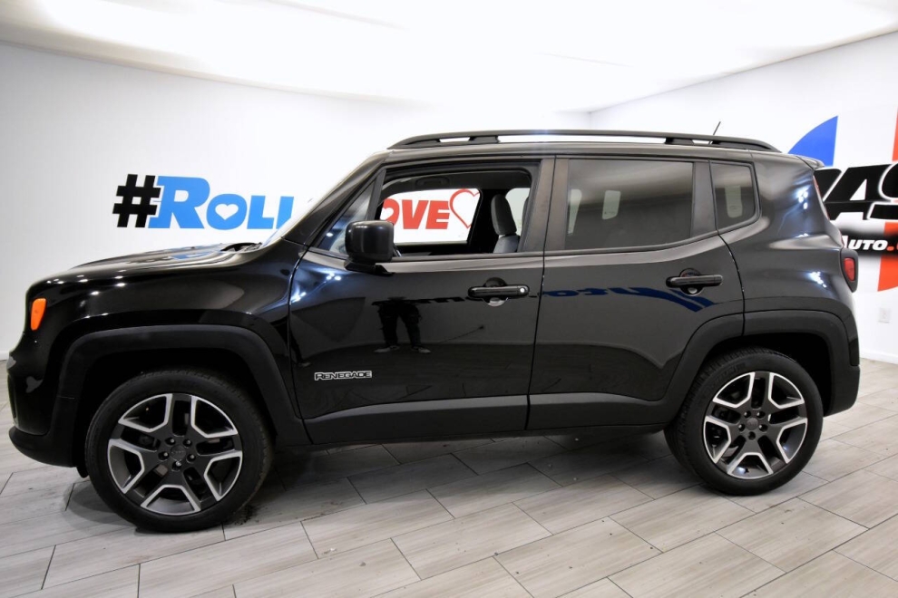 2021 Jeep Renegade Latitude 4x4 4dr SUV, Black, Mileage: 75,291 - photo 1