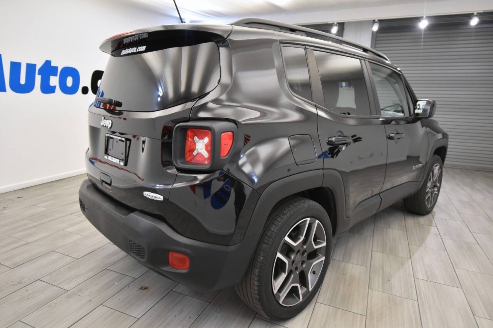 2021 Jeep Renegade Latitude 4x4 4dr SUV, Black, Mileage: 75,291 - photo 4