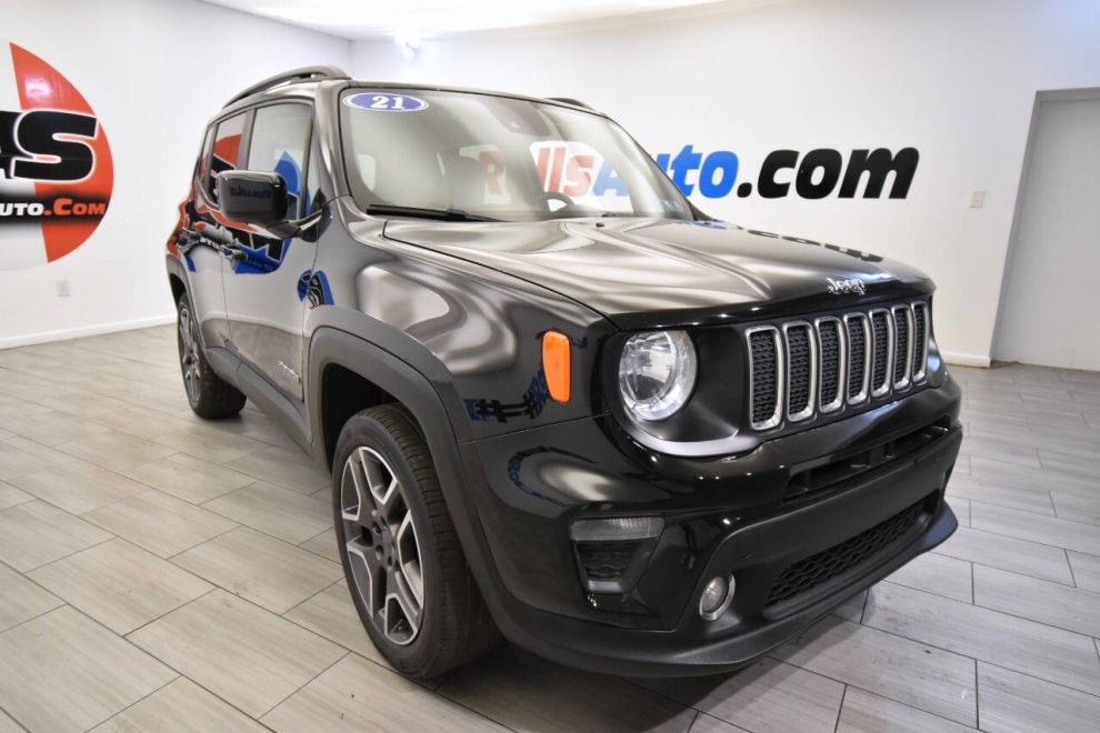 2021 Jeep Renegade Latitude 4x4 4dr SUV, Black, Mileage: 75,291 - photo 6