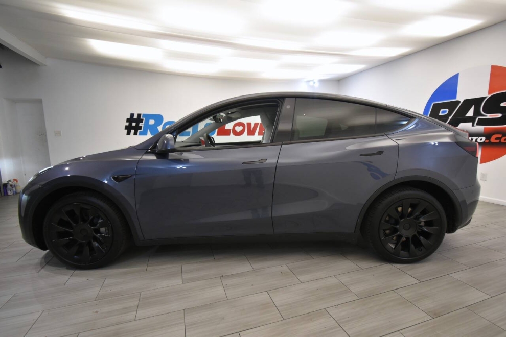 2023 Tesla Model Y Long Range AWD 4dr Crossover, Gray, Mileage: 35,115 - photo 1