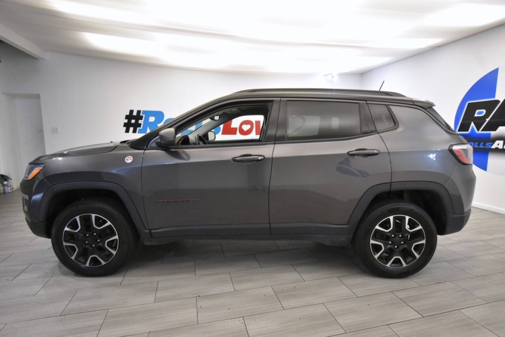 2019 Jeep Compass Trailhawk 4x4 4dr SUV, Gray, Mileage: 69,967 - photo 1