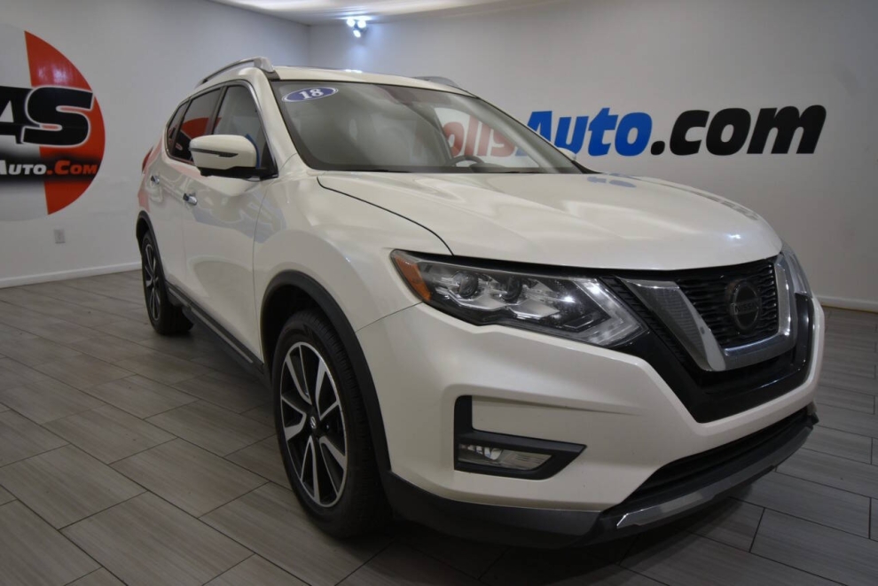 2018 Nissan Rogue SL 4dr Crossover, White, Mileage: 132,604 - photo 6