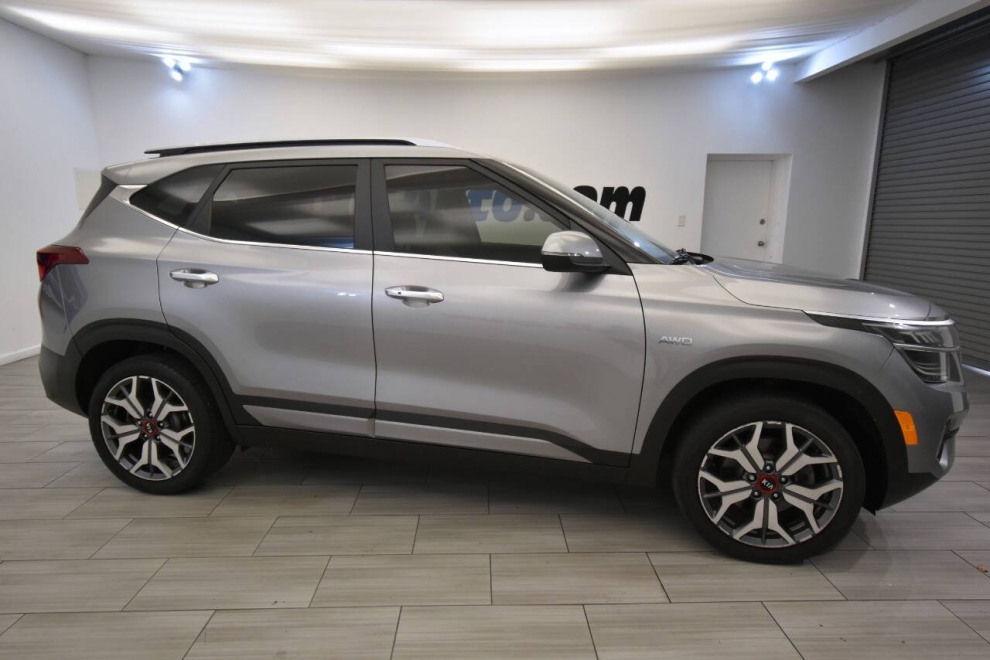 2021 Kia Seltos SX Turbo AWD 4dr SUV, Silver, Mileage: 75,591 - photo 5