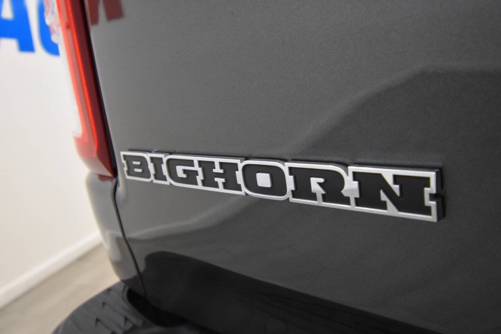 2019 RAM 1500 Big Horn 4x2 4dr Crew Cab 5.6 ft. SB Pickup, Gray, Mileage: 88,901 - photo 33