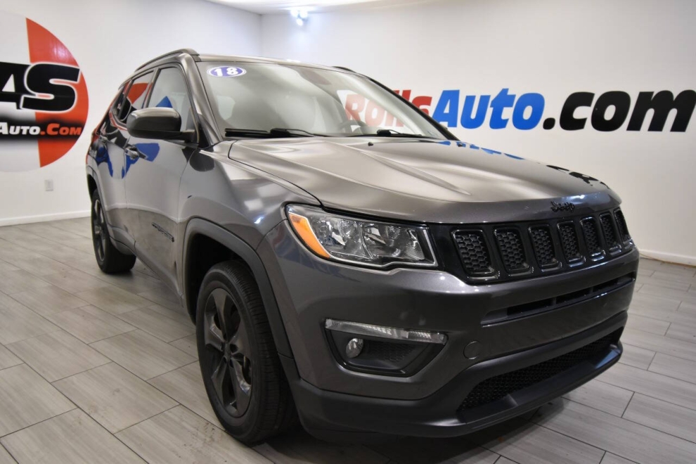 2018 Jeep Compass Altitude 4x4 4dr SUV, Gray, Mileage: 64,133 - photo 6