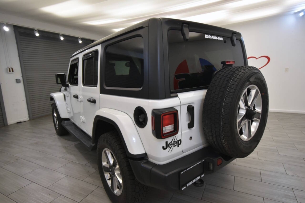 2018 Jeep Wrangler Unlimited Sahara 4x4 4dr SUV (midyear release), White, Mileage: 97,460 - photo 2