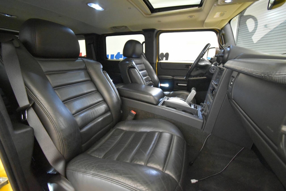 2006 HUMMER H2 Base 4dr SUV 4WD, Yellow, Mileage: 103,228 - photo 16