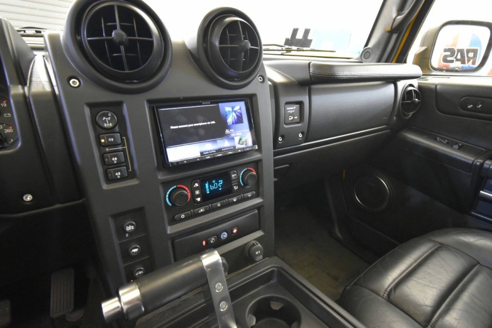 2006 HUMMER H2 Base 4dr SUV 4WD, Yellow, Mileage: 103,228 - photo 27