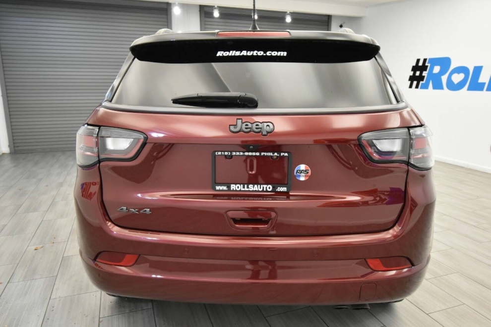 2022 Jeep Compass High Altitude 4x4 4dr SUV, Red, Mileage: 18,539 - photo 3