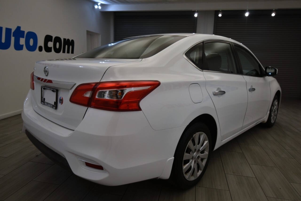 2017 Nissan Sentra S 4dr Sedan CVT, White, Mileage: 51,647 - photo 4