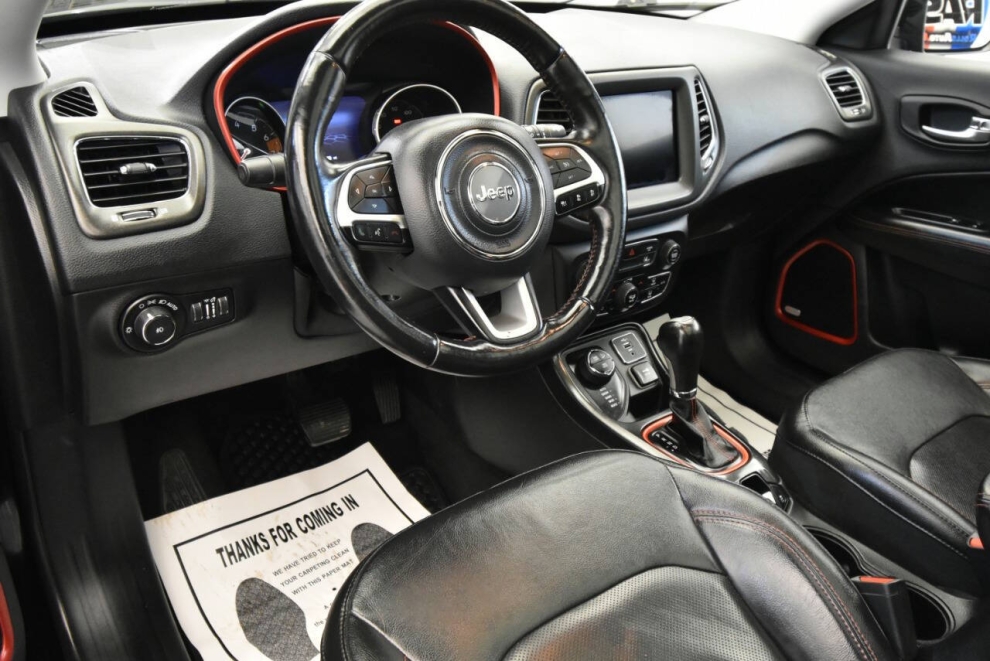 2019 Jeep Compass Trailhawk 4x4 4dr SUV, Black, Mileage: 75,167 - photo 10