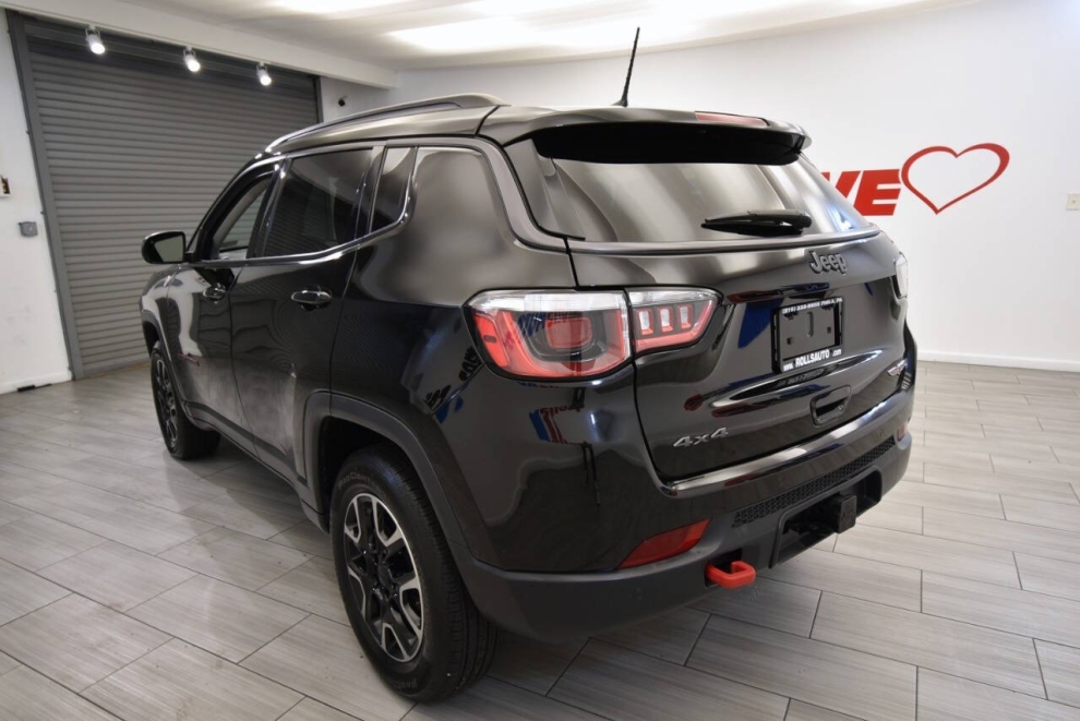 2019 Jeep Compass Trailhawk 4x4 4dr SUV, Black, Mileage: 75,167 - photo 2