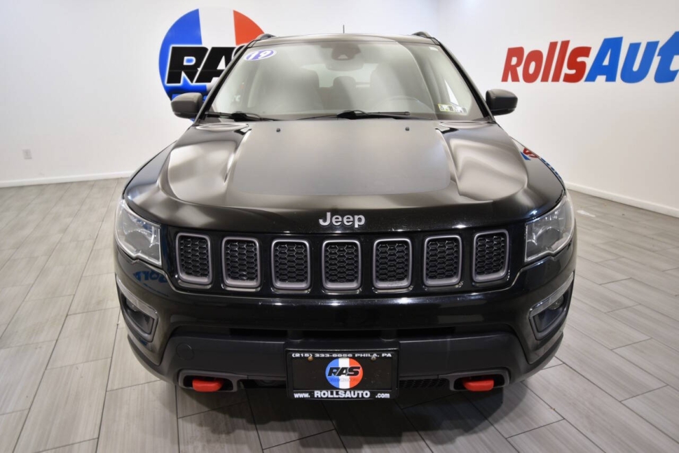 2019 Jeep Compass Trailhawk 4x4 4dr SUV, Black, Mileage: 75,167 - photo 7