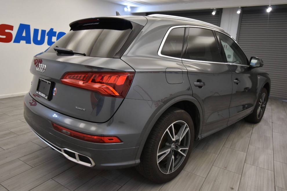 2020 Audi Q5 e quattro Premium 55 TFSI AWD 4dr SUV, Gray, Mileage: 97,100 - photo 4