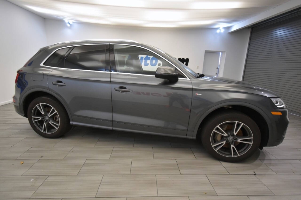 2020 Audi Q5 e quattro Premium 55 TFSI AWD 4dr SUV, Gray, Mileage: 97,100 - photo 5