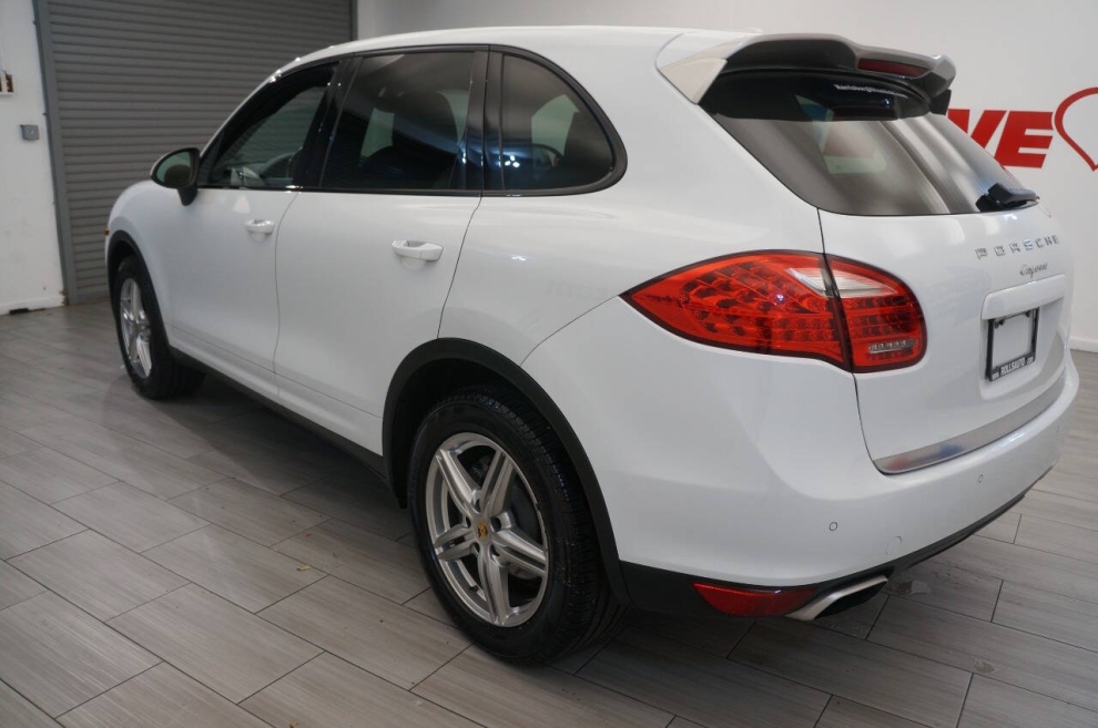 2014 Porsche Cayenne Platinum AWD 4dr SUV, White, Mileage: 87,214 - photo 2