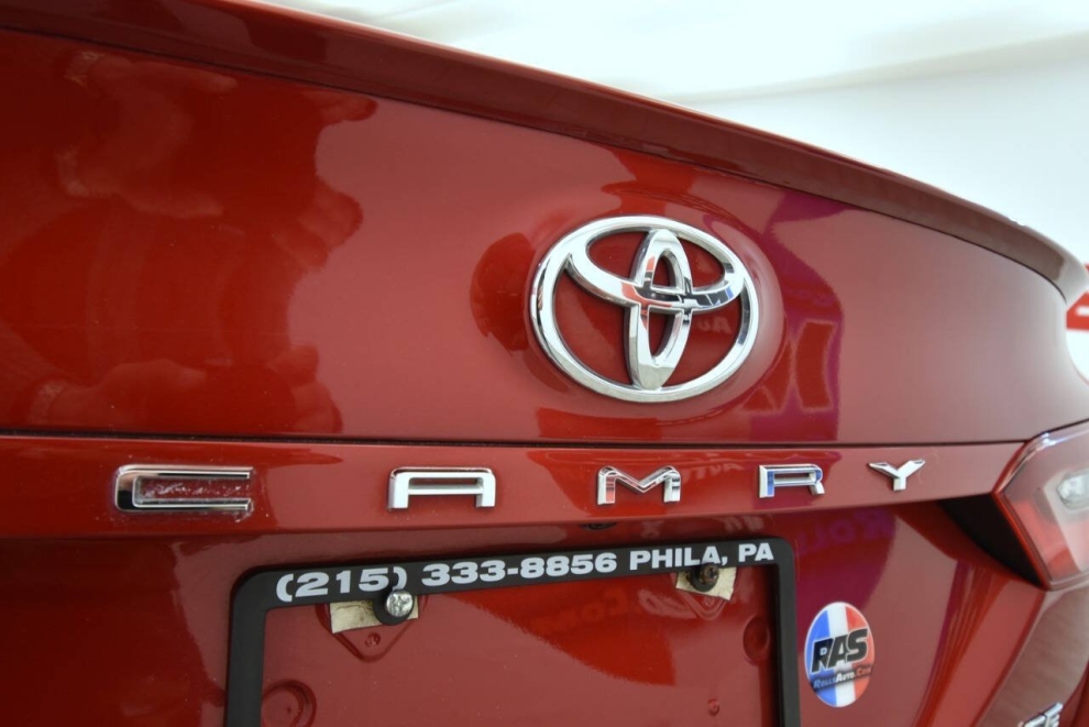 2021 Toyota Camry SE 4dr Sedan, Red, Mileage: 91,143 - photo 33