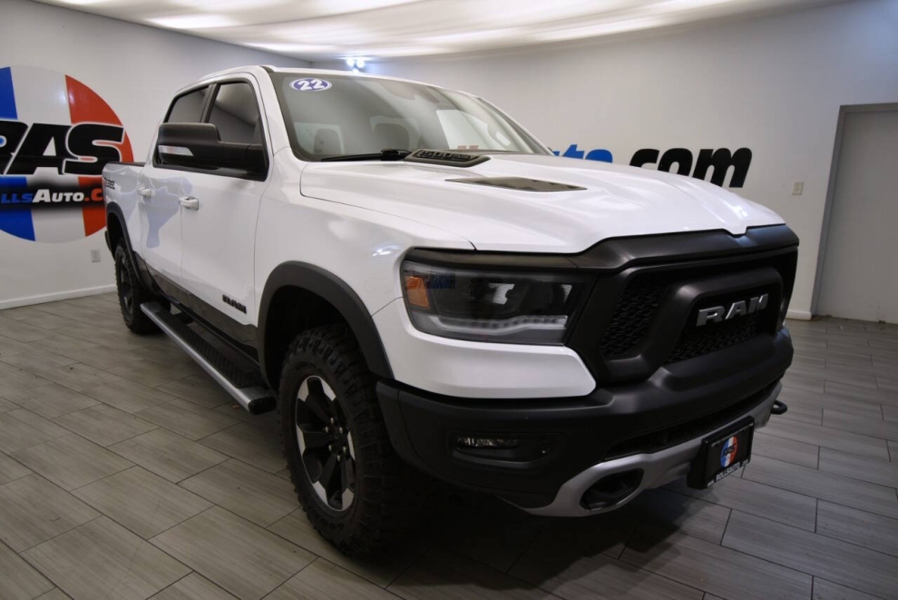 2021 RAM 1500 Rebel 4x4 4dr Crew Cab 5.6 ft. SB Pickup, White, Mileage: 73,770 - photo 6