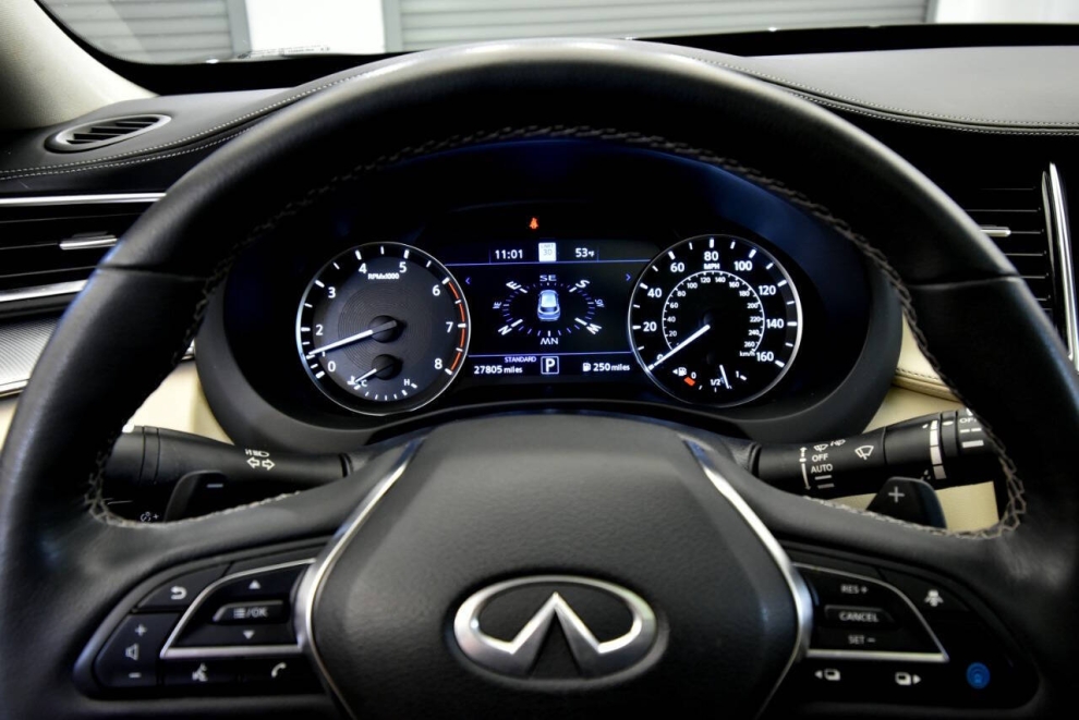 2021 Infiniti QX50 Essential AWD 4dr Crossover, Black, Mileage: 27,801 - photo 25