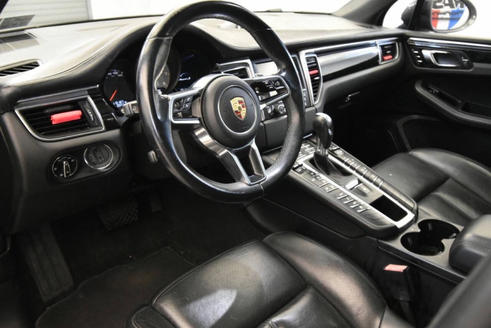 2015 Porsche Macan S AWD 4dr SUV, Gray, Mileage: 110,177 - photo 7