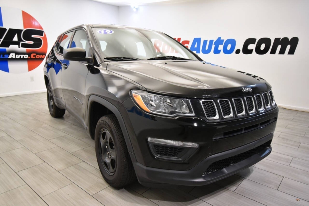 2019 Jeep Compass Sport 4x4 4dr SUV, Black, Mileage: 82,034 - photo 6